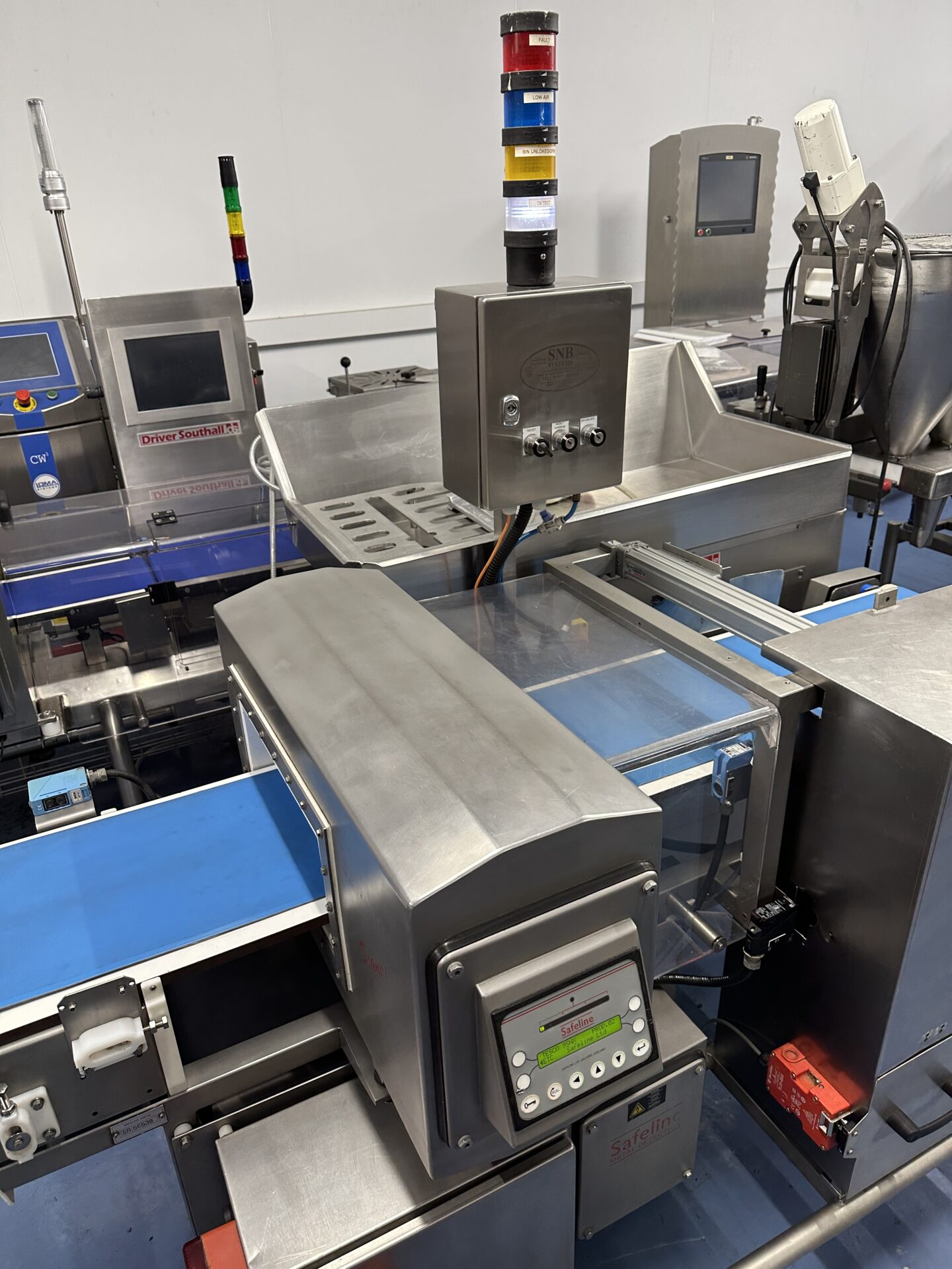 Safeline metal detector - Image 4