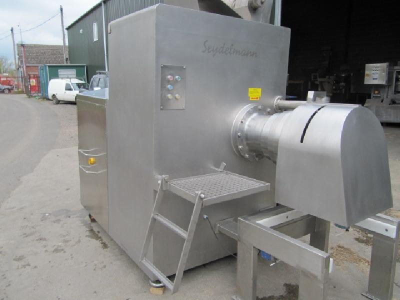 Seydelmann GW300 Frozen block grinder