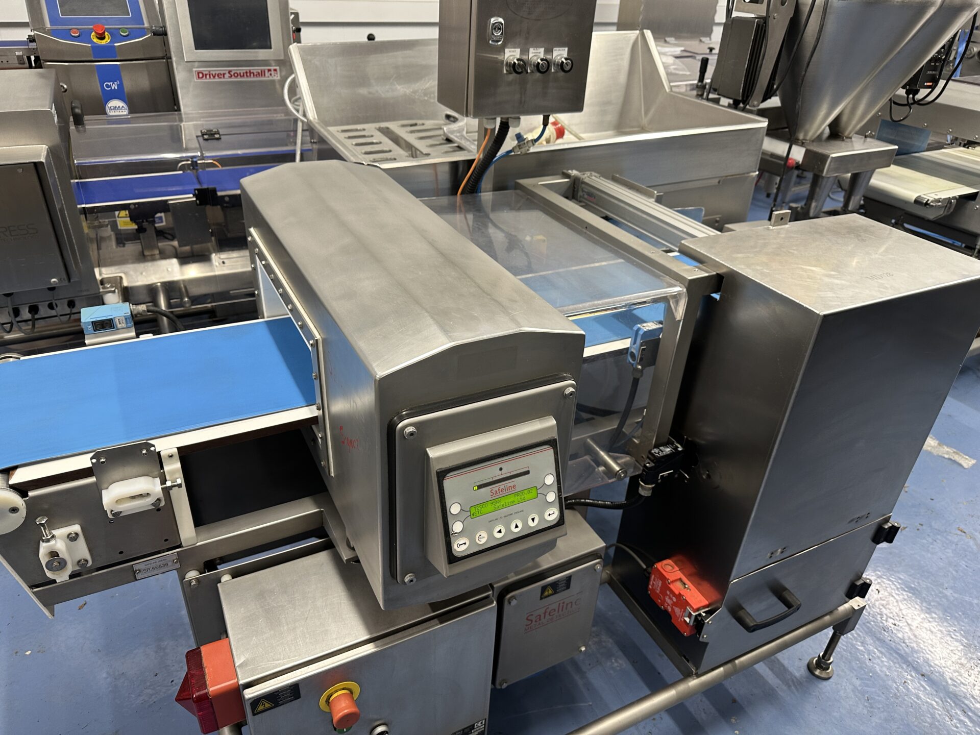 Safeline metal detector