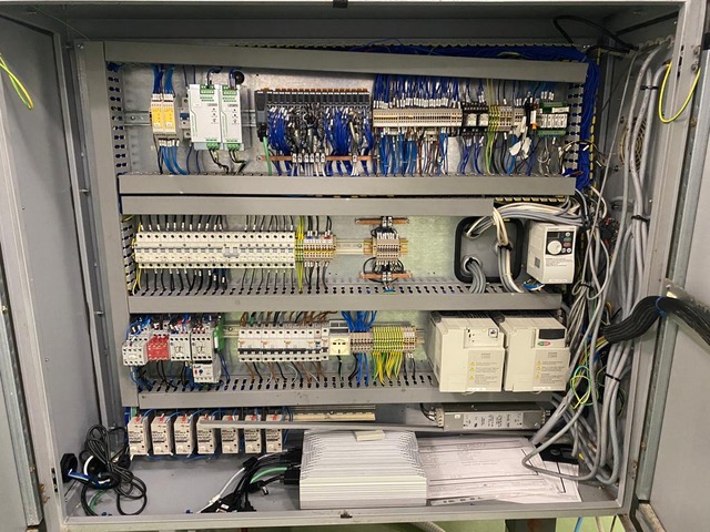 ILAPAK WEIGHING AND BAGGING LINE - Image 6